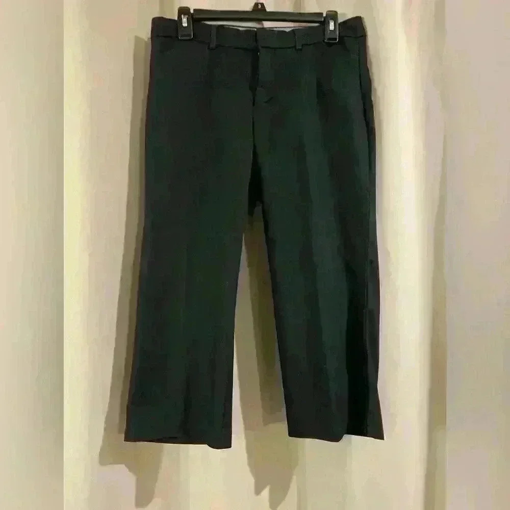 Women’s Black Dockers Capris